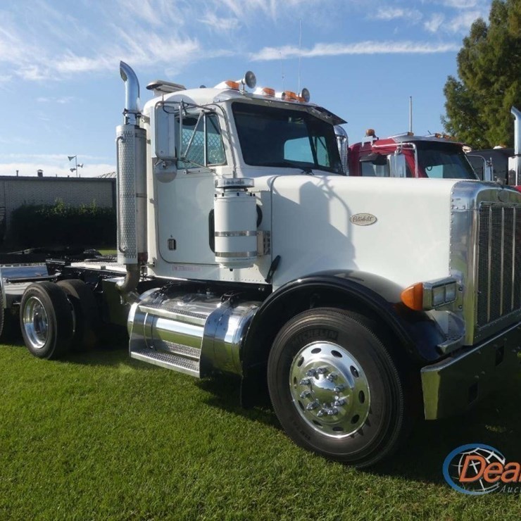 1997 PETERBILT 378