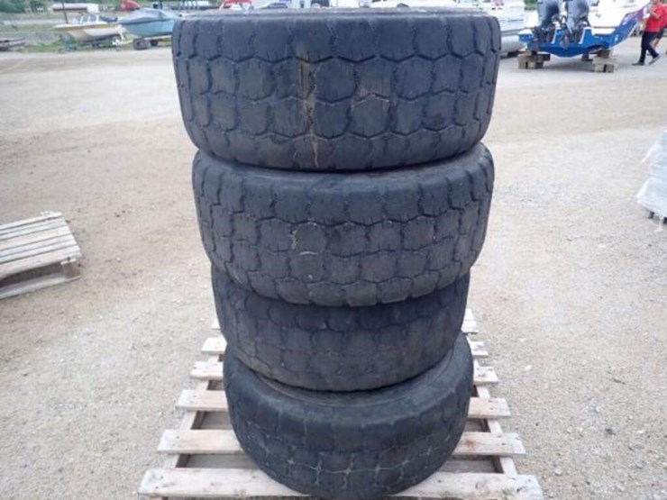 kubota-ssv75-image-1