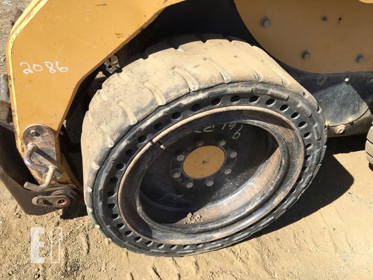 2005-caterpillar-262b-image-7