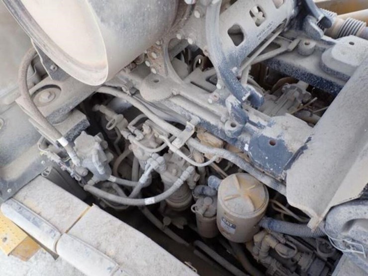 2014-caterpillar-950k-image-38