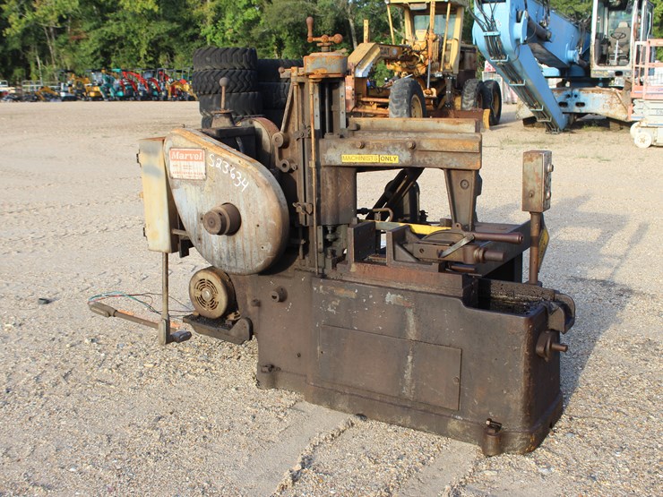 #3523-•-band-saw,-electric-skid-mtd-image-1