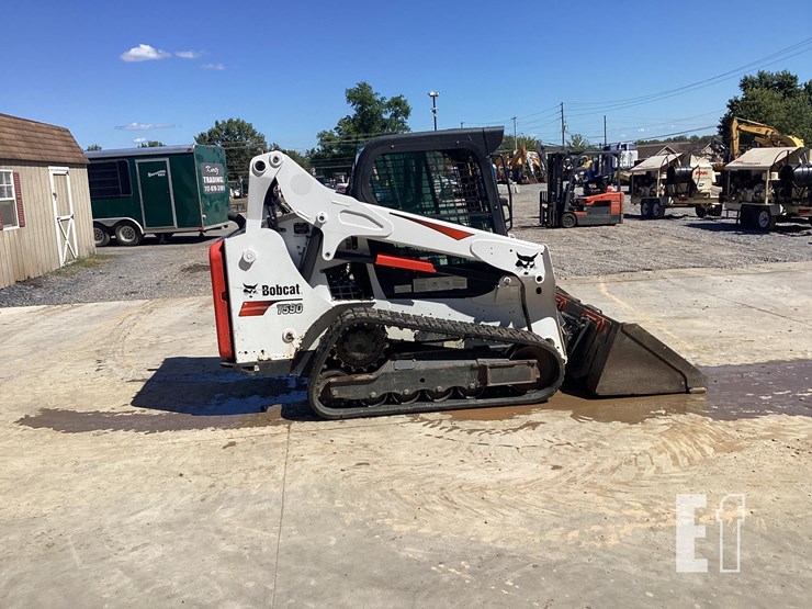 2020-bobcat-t590-image-10