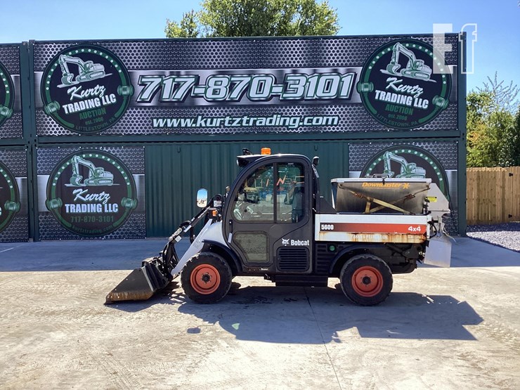 bobcat-toolcat-5600-image-1