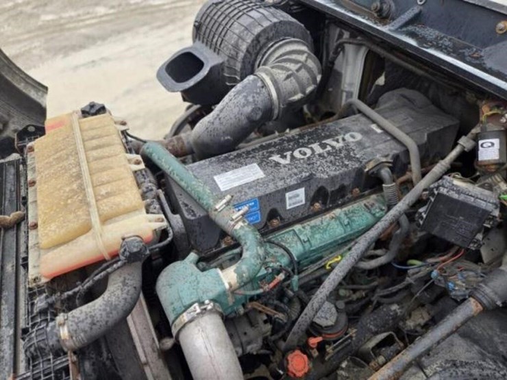 2012-volvo-d13-t/a-hiway-tractor---day-cab-4v4nc9e-image-24