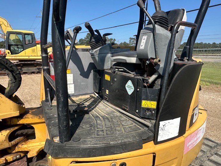 2012-caterpillar-305e-cr-image-63