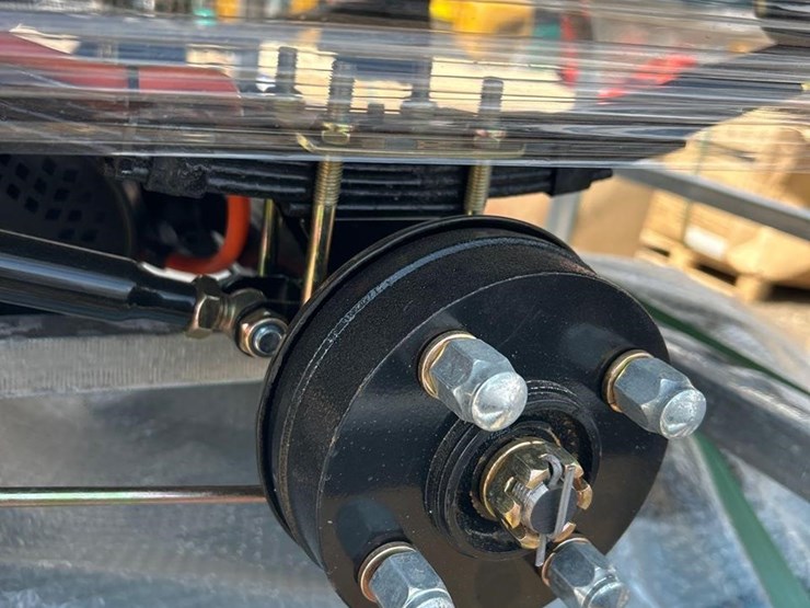 2025-irlanch-iret13-electric-tricycle-image-9