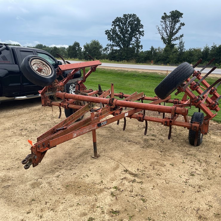 ALLIS-CHALMERS 1200