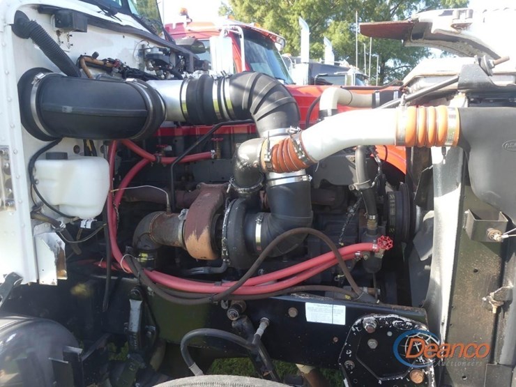 1997-peterbilt-378-image-13