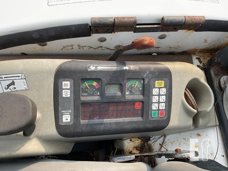 2007-bobcat-435-image-21