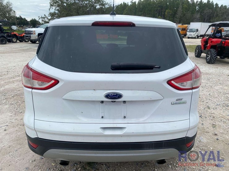 2014-ford-escape-image-21