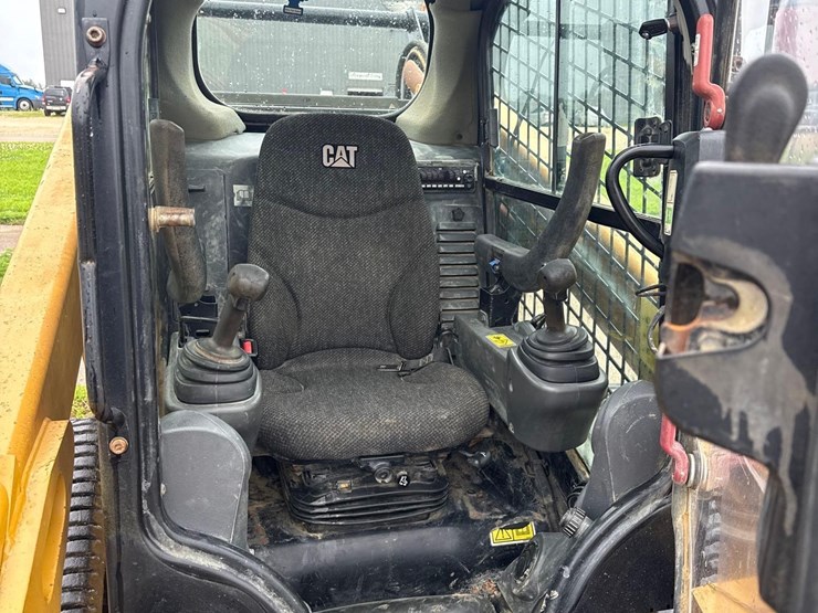 2019-caterpillar-289d-image-14