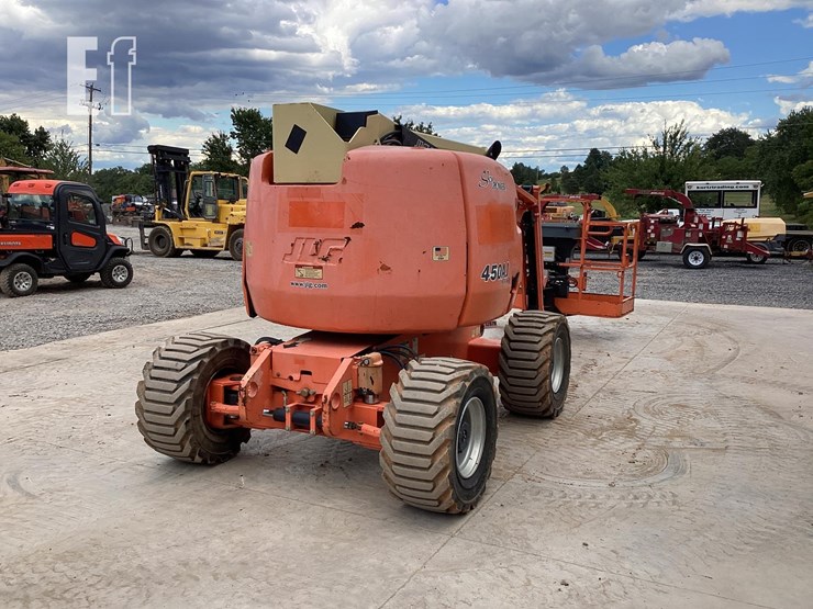 2010-jlg-450aj-ii-image-4