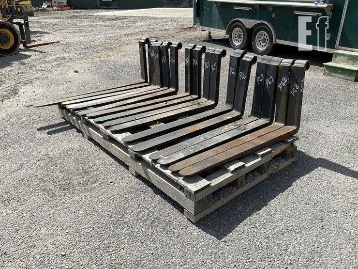(2)-48"-telehandler-forks-image-1