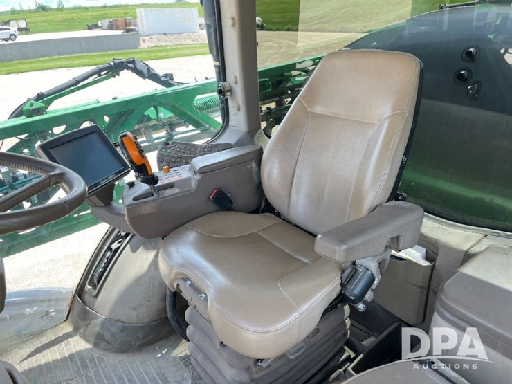 2014-john-deere-r4038-image-77