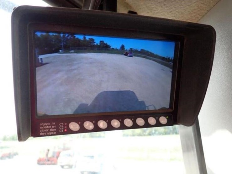 2014-caterpillar-950k-image-12