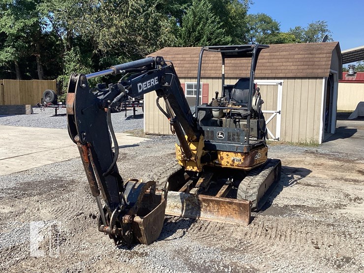 2013-deere-35d-image-10