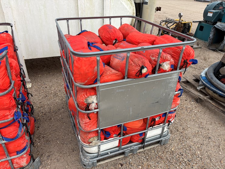 #3514-•-pallet-of-water-activated-flood-control-bags-image-1