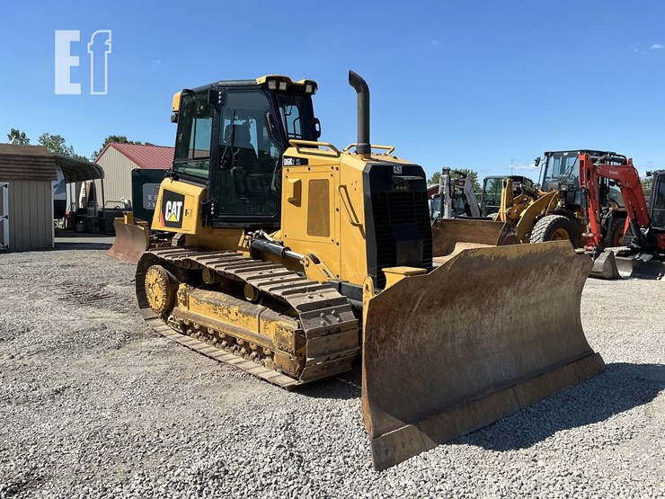 2016-caterpillar-d6k2-xl-image-6