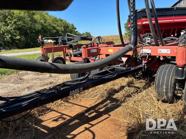 case-ih-2400-image-26