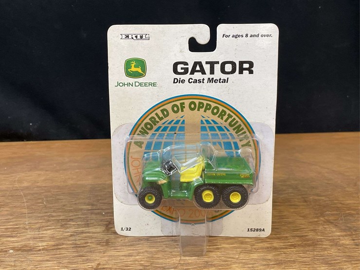 john-deere-32-image-8