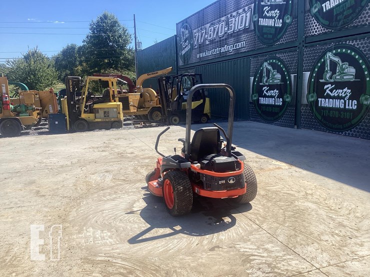 2019-kubota-z121s-image-3