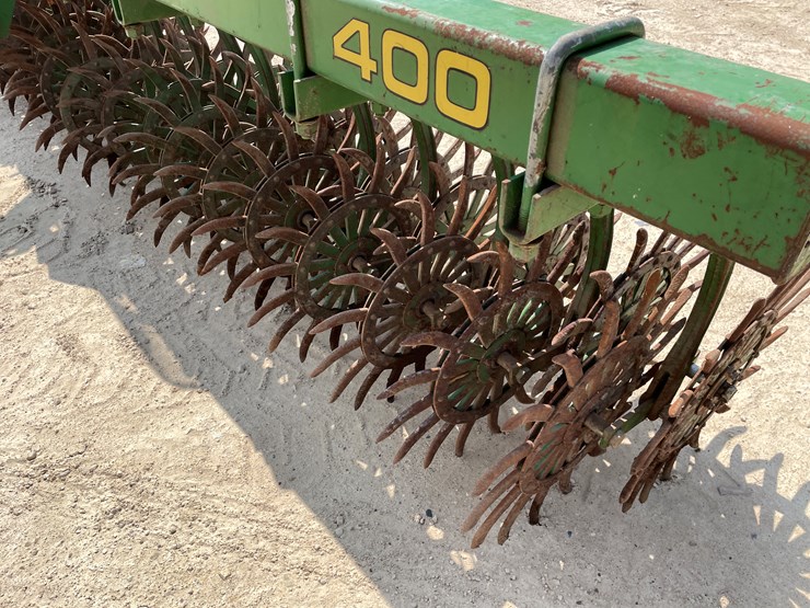 john-deere-400-image-8