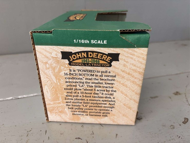 john-deere-16-image-5
