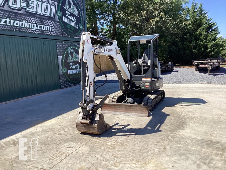 2015-bobcat-e32-image-18