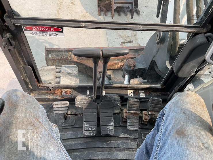 2009-bobcat-e80-image-20