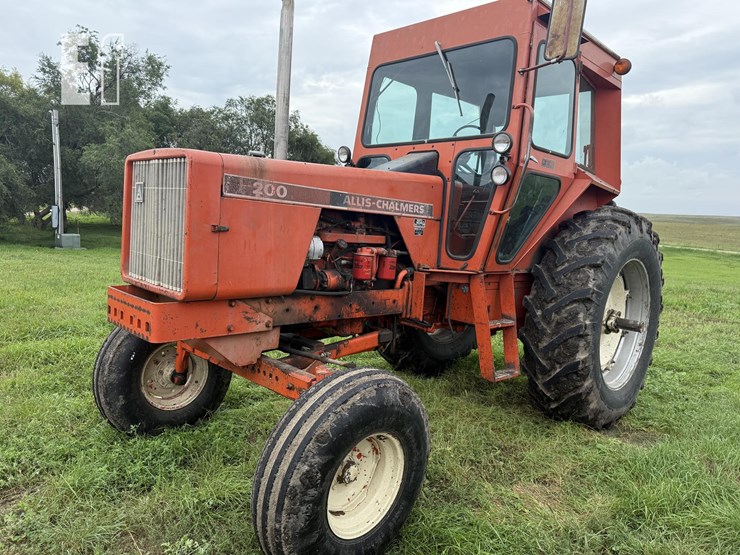 allis-chalmers-200-image-1
