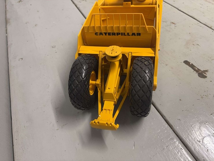 caterpillar-d9-image-14
