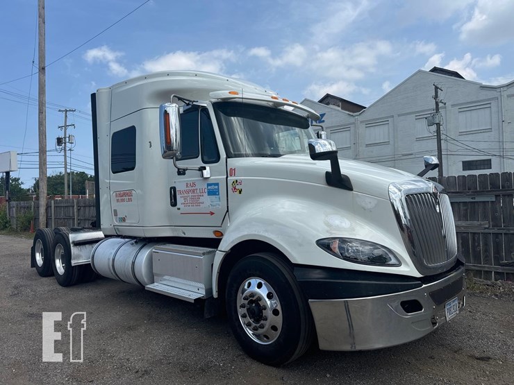 2015-international-prostar-image-1