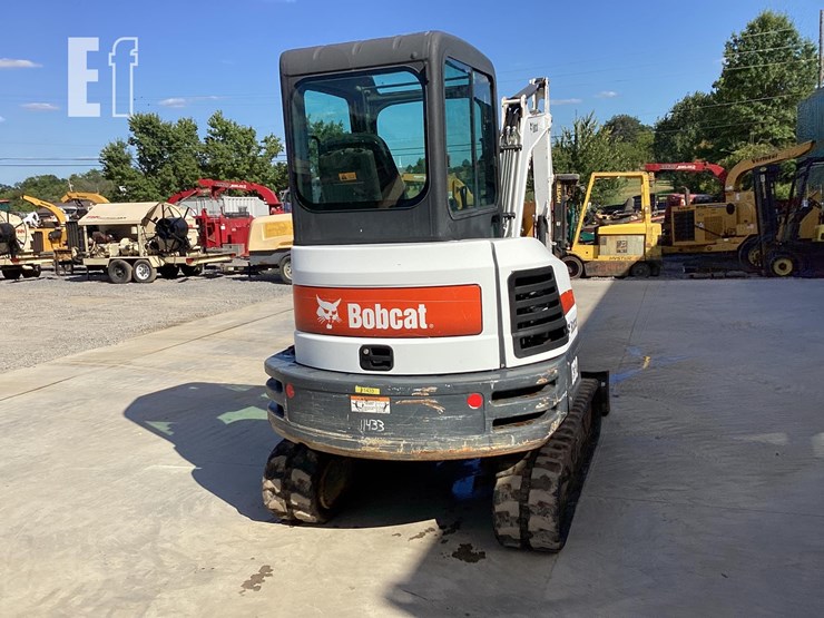 2015-bobcat-e32-image-8