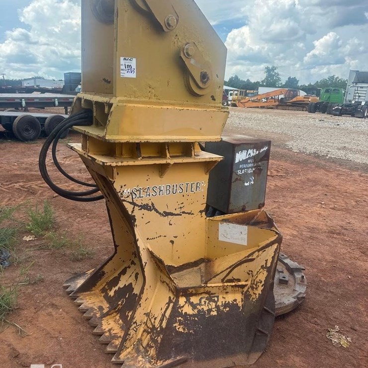 D & M HD 482 SLASHBUSTER CUTTER/MUCHER HEAD