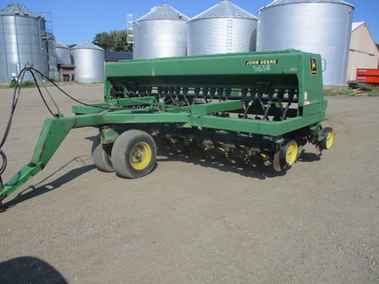 john-deere-750-image-6
