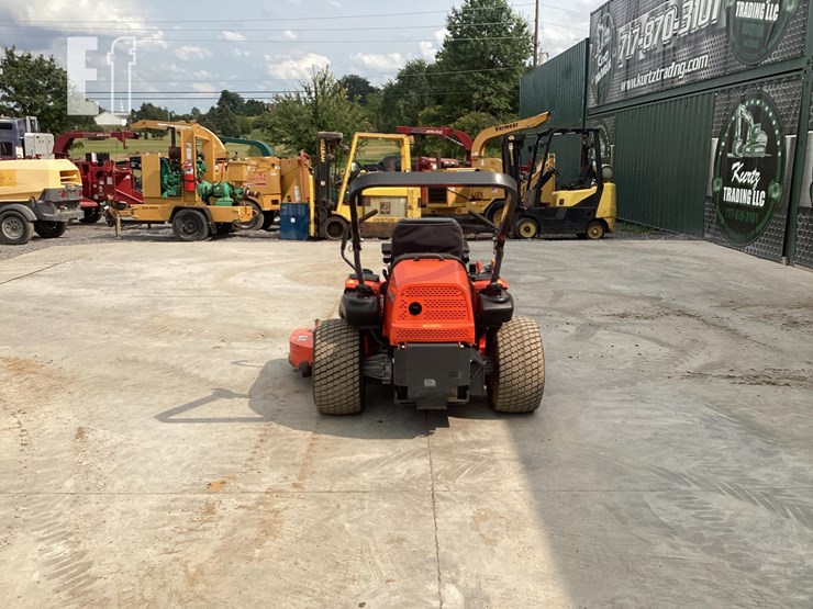 2015-kubota-zd331-image-4
