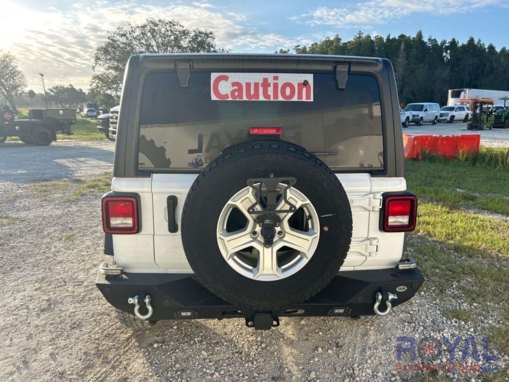 2021-jeep-wrangler-image-25