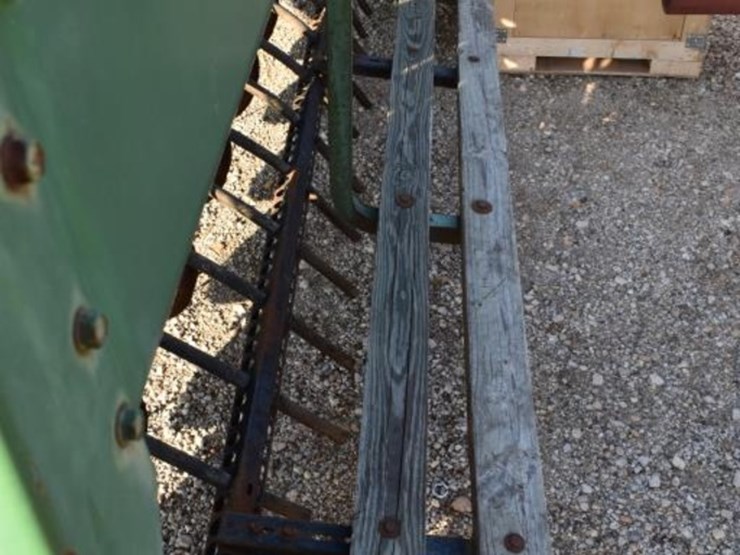 john-deere-8300-image-12