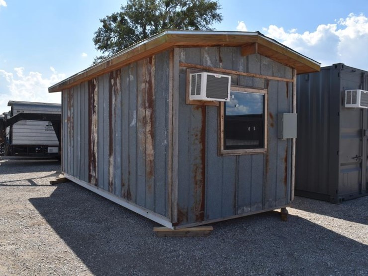 8'-x-19'-6"-cabin-w/-ac-and-electric-(keys-in-the-office)-(k)-image-2