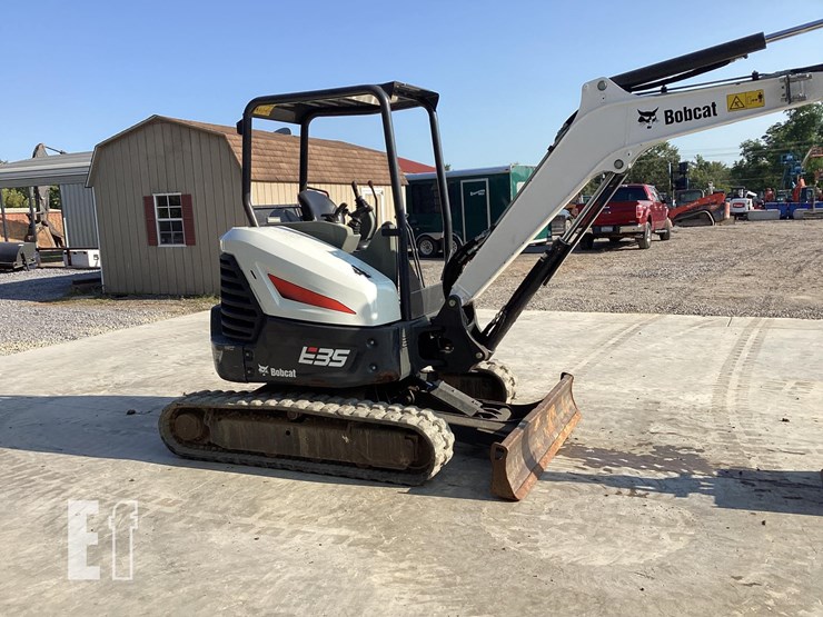 2020-bobcat-e35-image-10
