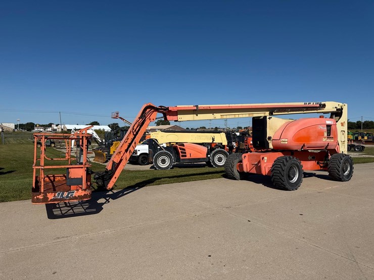jlg-800aj-image-1
