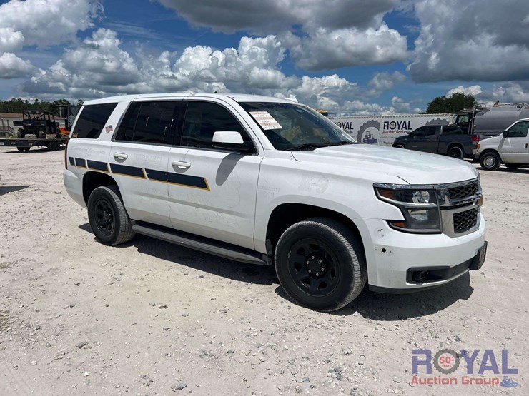 2016-chevrolet-tahoe-image-2