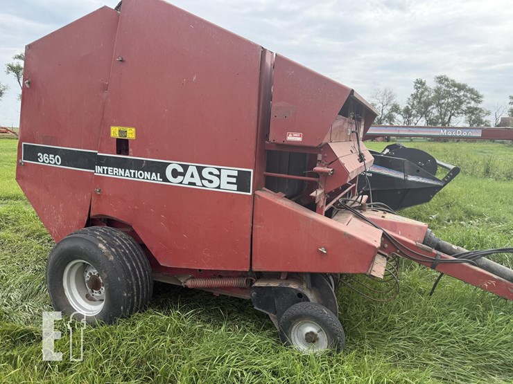 case-ih-3650-image-13