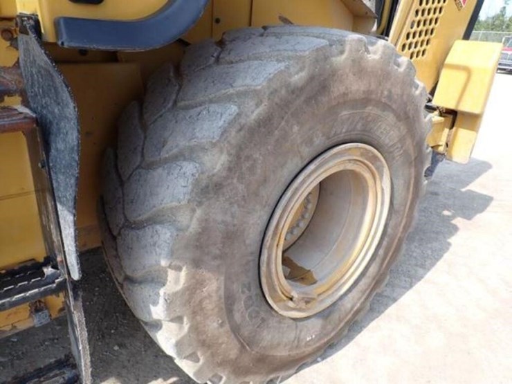 2014-caterpillar-950k-image-82