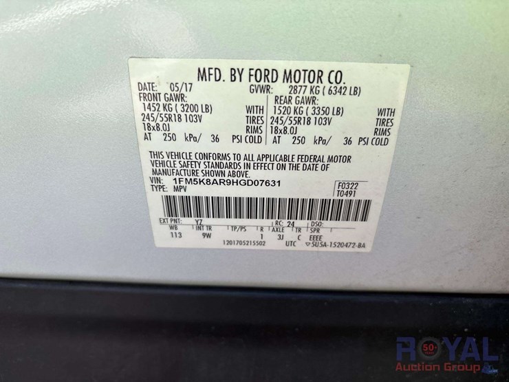 2017-ford-explorer-image-8