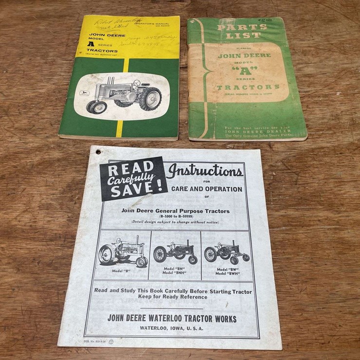 JOHN DEERE A