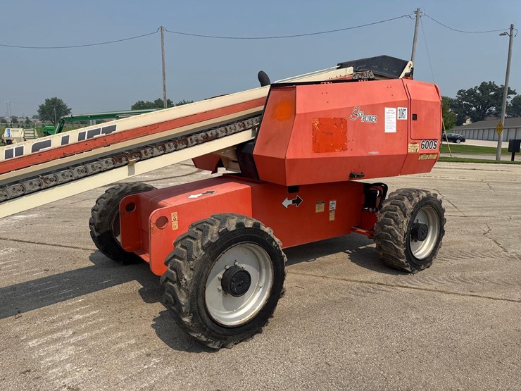 jlg-600s-image-2