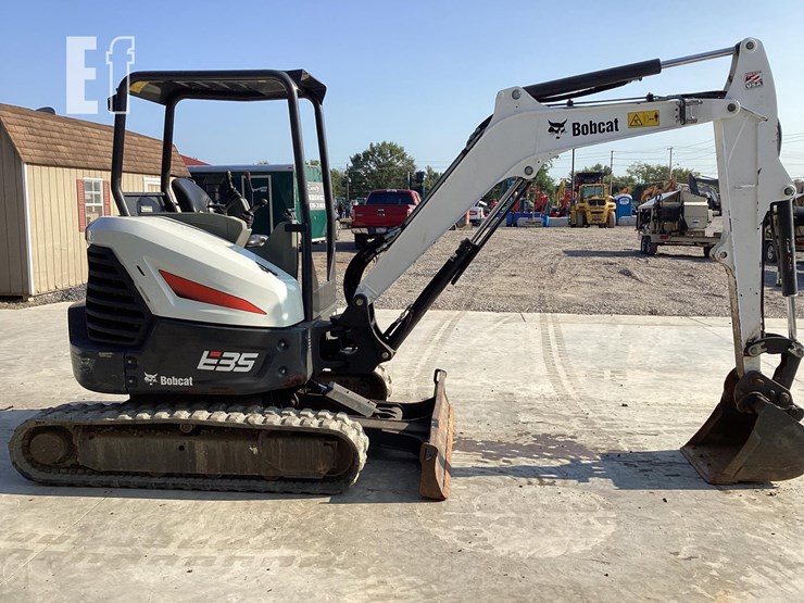 2020-bobcat-e35-image-9