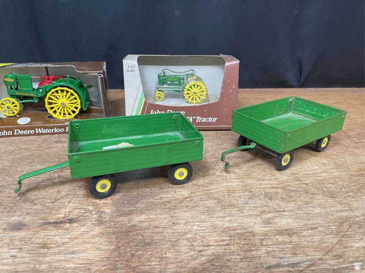 john-deere-43-image-2