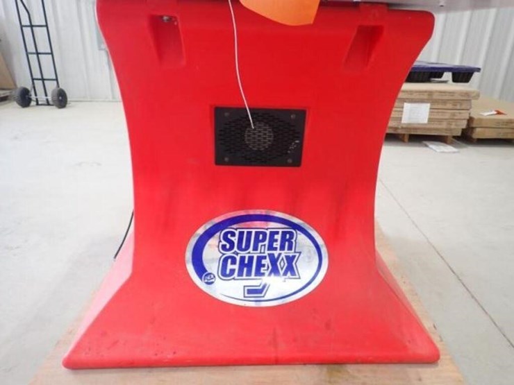 super-chexx-table-top-hockey-game-image-23